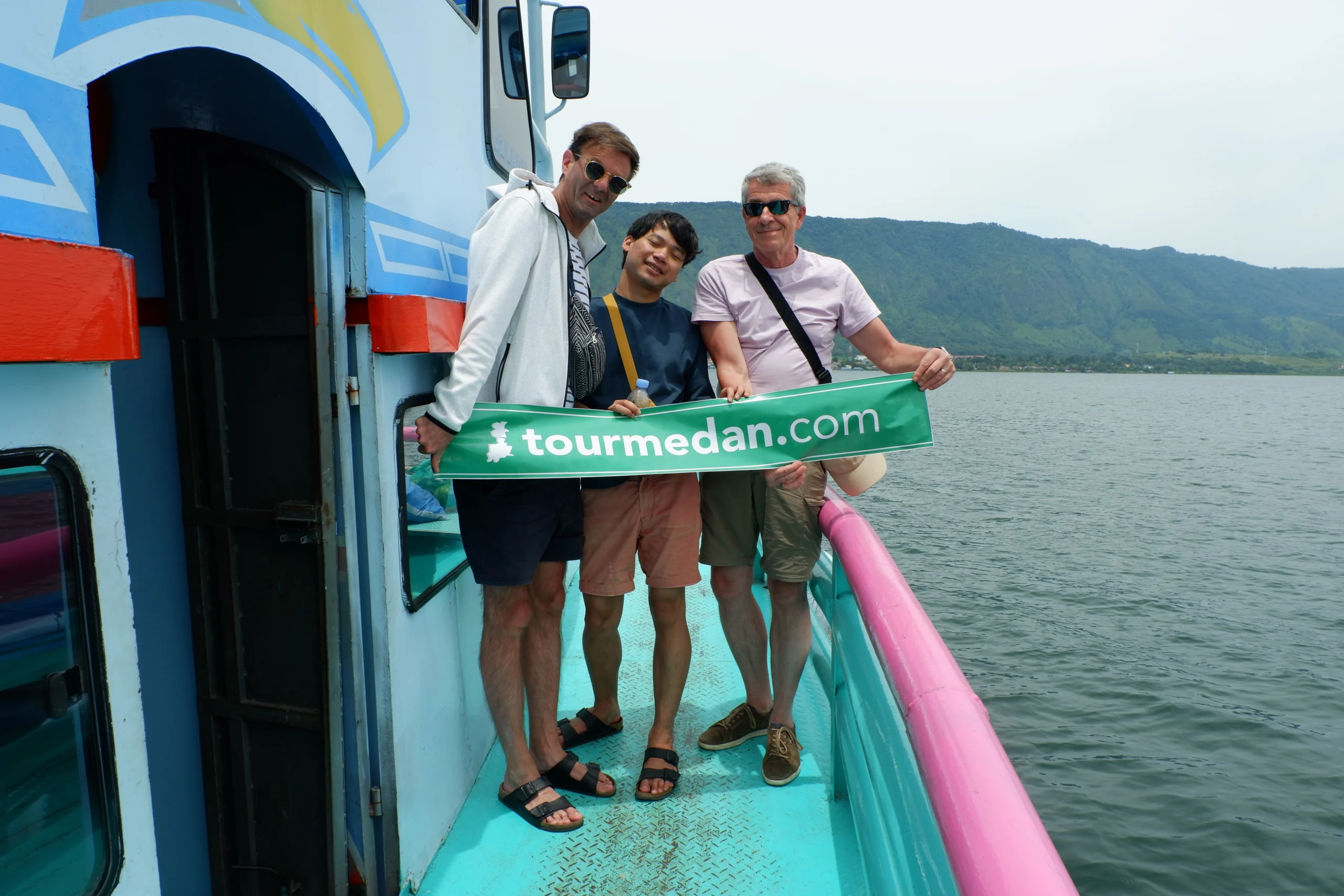 Penyeberangan Ke Pulau Samosir Scaled