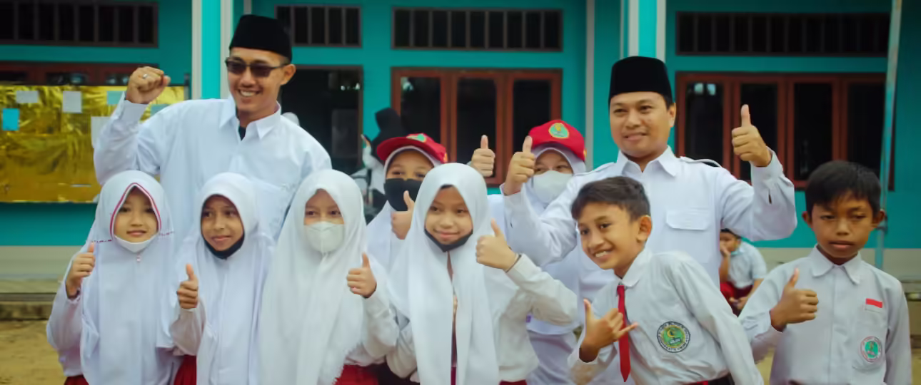 manfaat banyak teman pelajaran kelas 1 sd