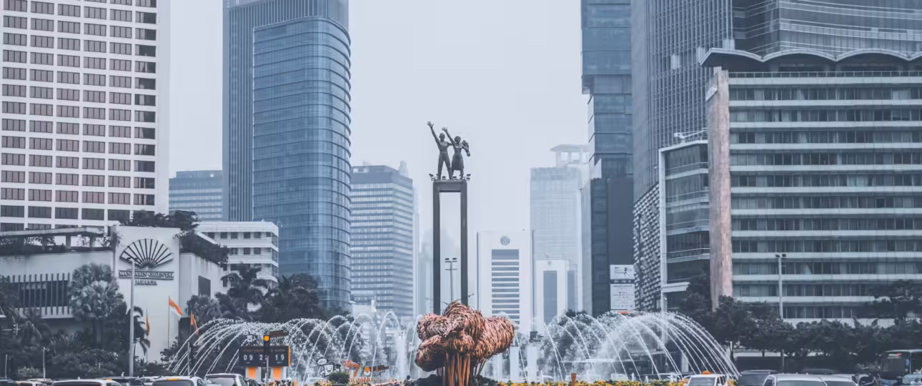wisata pantai dekat jakarta