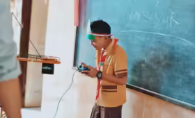 suasana belajar di kelas 