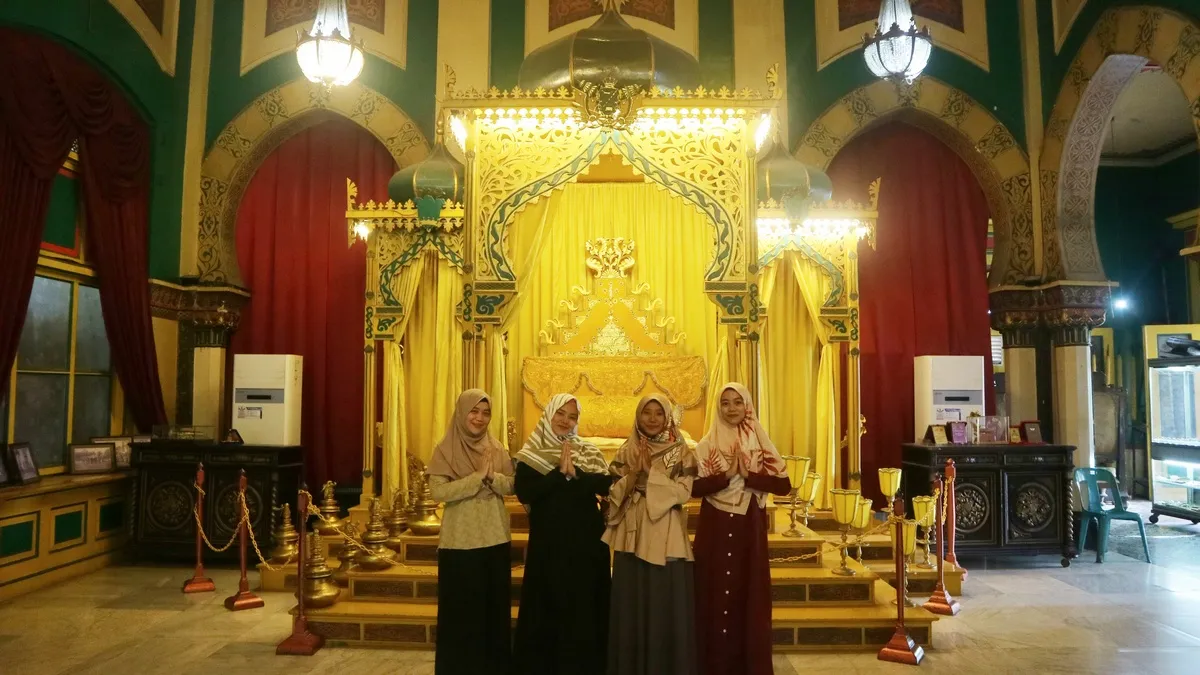 wisata ditutup karena corona | Istana maimun