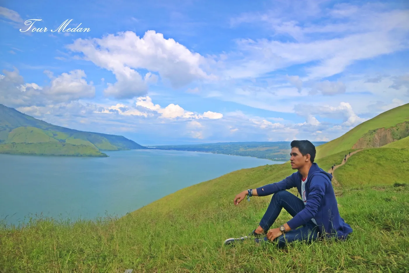 Foto Danau Toba ; Paropo