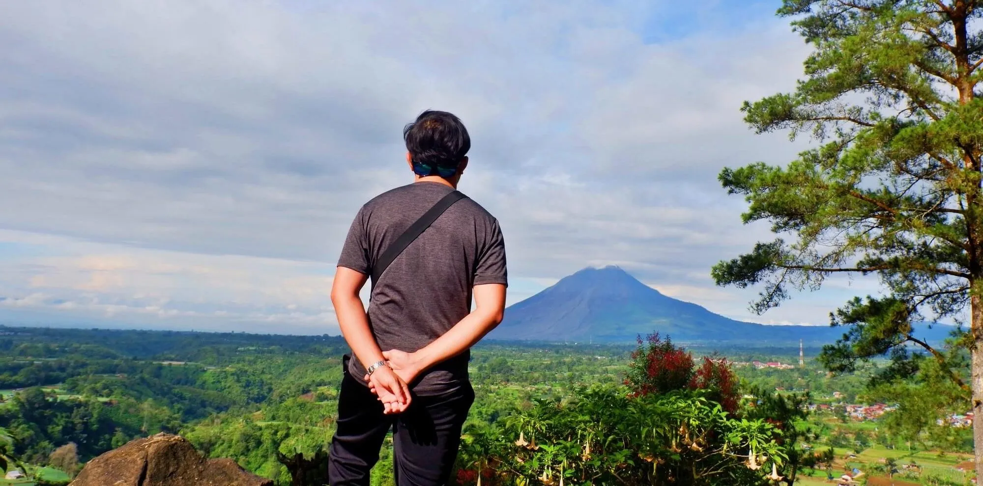 Hotel Murah di Berastagi : View Gunung Sinabung