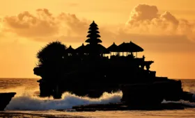 Pura Tanah Lot The Iconic Bali Temple